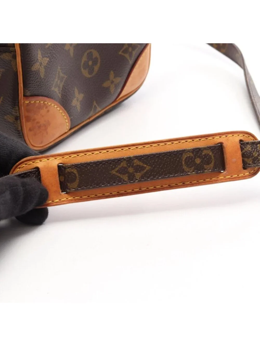 Louis Vuitton Shoulder Bag Amazon Canvas Leather